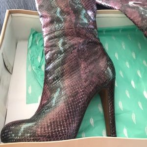 Knee high Donald J Pliner snakeskin boots 8